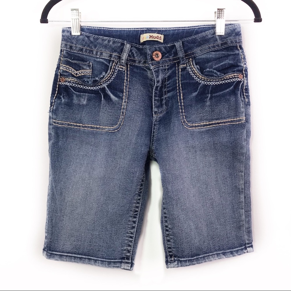 MUDD Medium Wash Bermuda Denim Jean Shorts 428-3